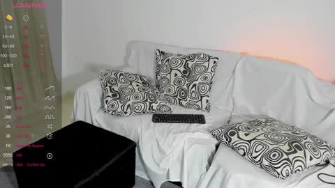 Snapshot of juanmiiss chatting on 1, 3, 2025 Juan Miguel online show from 1, 3, 2025