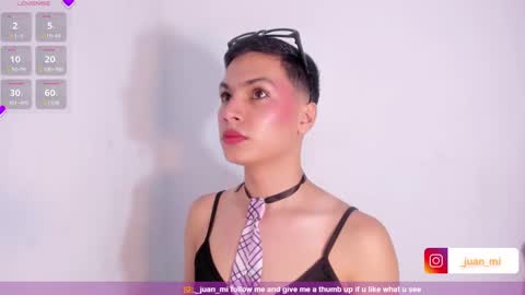 Snapshot of juanmiiss chatting on 22, 10, 2025 Juan Miguel online show from 22, 10, 2025