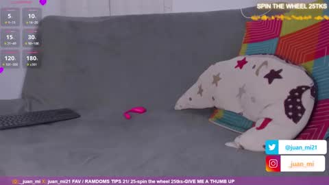 Snapshot of juanmiiss chatting on 21, 11, 2025 Juan Miguel online show from 21, 11, 2025