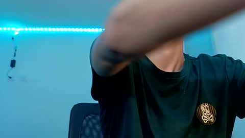 Snapshot of juanmres chatting on 9, 10, 2025 juanmres online show from 9, 10, 2025