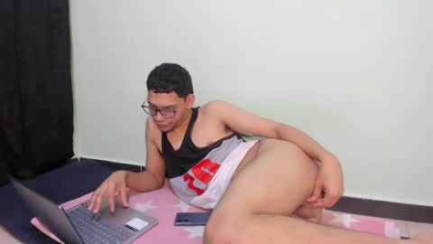 juansuarez204 online show from 20, 2, 2025