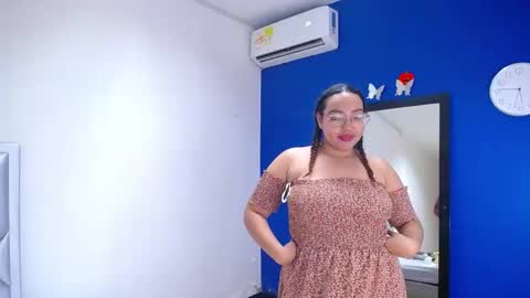 Snapshot of juicy_bignipples18 chatting on 13, 12, 2024 juicy_bignipples18 online show from 13, 12, 2024