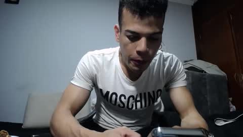 Snapshot of juicy_boy22 chatting on 14, 9, 2025 Miguel online show from 14, 9, 2025