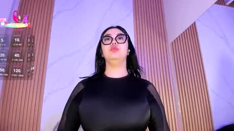 Juicy online show from 7, 11, 2025