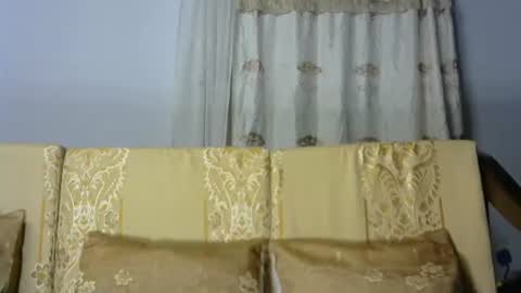 Snapshot of juicy_pretty chatting on 10, 1, 2026 stellah online show from 10, 1, 2026