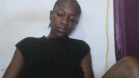 Snapshot of juicyberryx chatting on 21, 6, 2026 queen online show from 21, 6, 2026