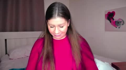 Elena online show from 31, 3, 2026