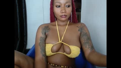 juicyxpink online show from 5, 10, 2025