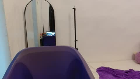 juicyxpink online show from 21, 3, 2026