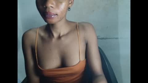 juicyxpussyxx online show from 28, 7, 2026