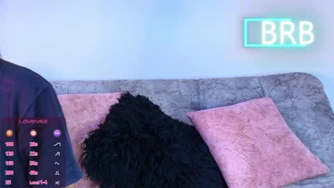 Jules and Gia online show from 30, 5, 2026