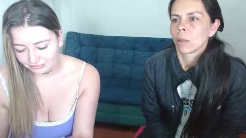  Juliana Torres  online show from 13, 9, 2025