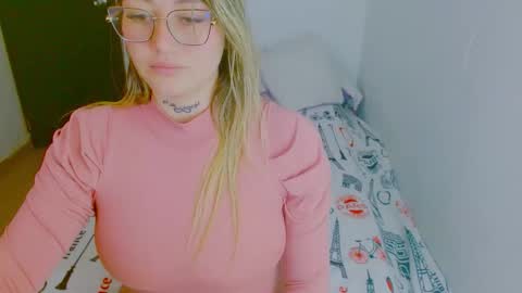  Juliana Torres  online show from 23, 2, 2026