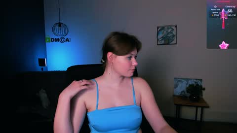 juli kisss online show from 29, 12, 2024