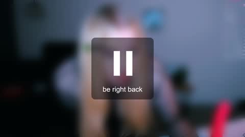 juli kisss online show from 5, 1, 2025