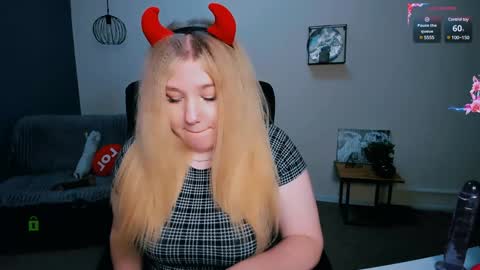 juli kisss online show from 18, 1, 2025