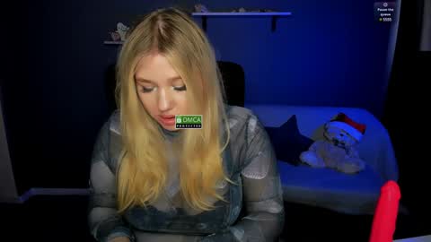 juli kisss online show from 6, 2, 2025