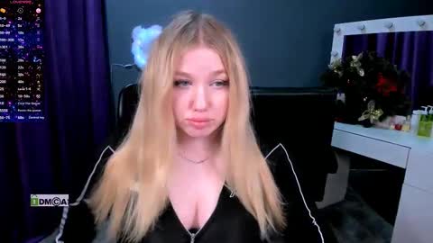 juli kisss online show from 13, 2, 2025