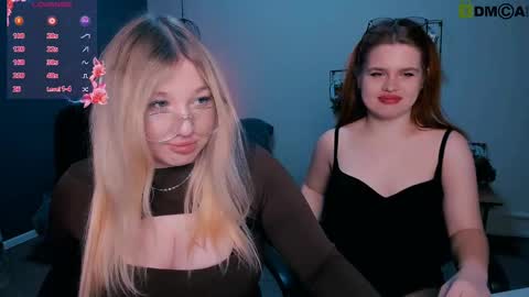 juli kisss online show from 5, 3, 2025