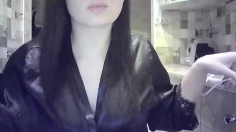 julia69009 online show from 5, 2, 2025