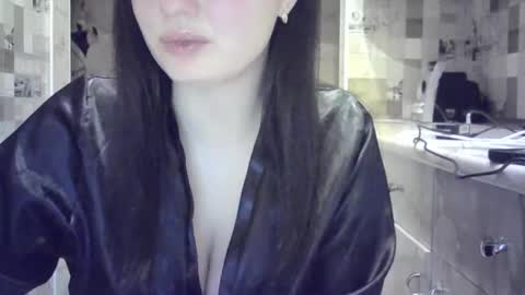 julia69009 online show from 7, 2, 2025