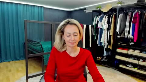 Snapshot of julia__cherry_ chatting on 12, 5, 2026 julia__cherry_ online show from 12, 5, 2026