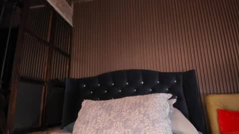 Julia online show from 12, 4, 2026