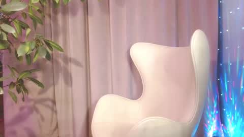 Snapshot of julia_renard chatting on 16, 2, 2025 Julia online show from 16, 2, 2025