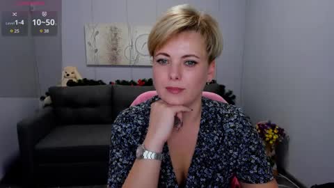 Julia online show from 8, 1, 2025