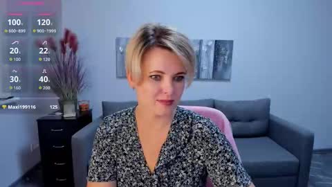 Julia online show from 4, 10, 2025