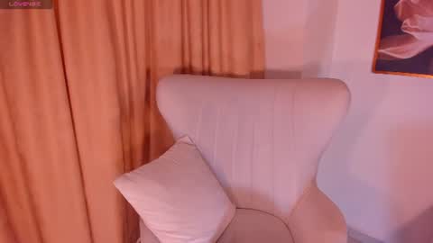 Julia  online show from 28, 7, 2026