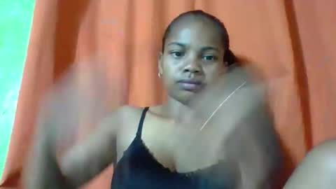 juliah02 online show from 14, 4, 2026