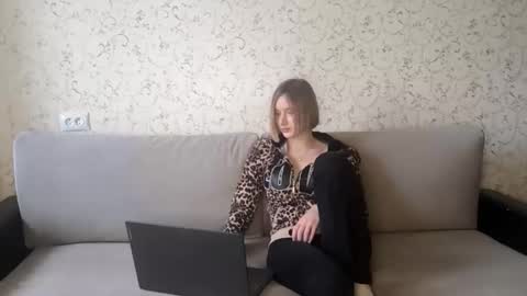 Kate online show from 31, 3, 2026