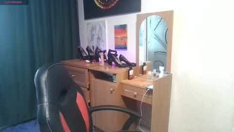 juliamorgann online show from 24, 7, 2026