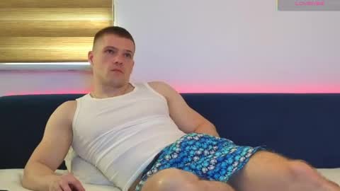 Snapshot of julian_turner chatting on 18, 5, 2026 julian_turner online show from 18, 5, 2026