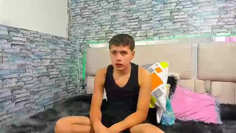 julian online show from 24, 9, 2025