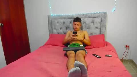 Snapshot of julian_wolf18 chatting on 5, 3, 2026 julian online show from 5, 3, 2026