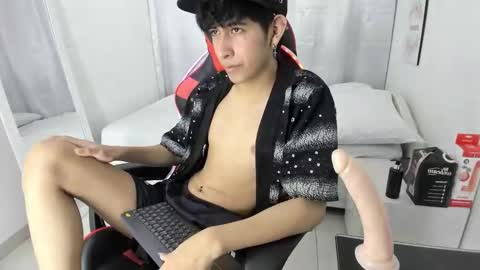 Snapshot of julian_xp chatting on 11, 3, 2026 Julian online show from 11, 3, 2026