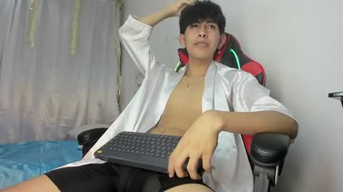 Julian online show from 22, 4, 2026