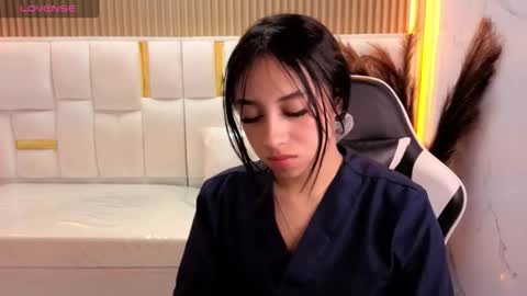 Online 2200 to 600 online show from 4, 3, 2026