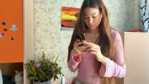 Snapshot of julianeaukamp chatting on 15, 4, 2026 Viola online show from 15, 4, 2026