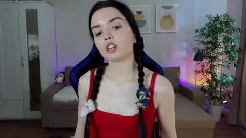 Snapshot of juliaortega_ chatting on 9, 5, 2026 Julia online show from 9, 5, 2026