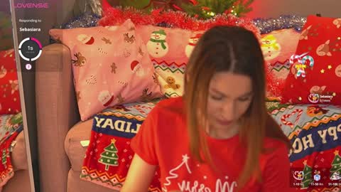 Snapshot of juliarichard chatting on 26, 12, 2024 Julie online show from 26, 12, 2024