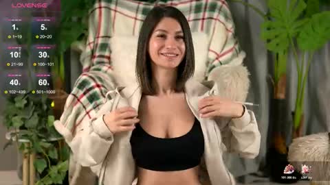 Snapshot of juliarichard chatting on 4, 3, 2026 Julie online show from 4, 3, 2026