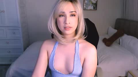 Snapshot of juliarichards chatting on 4, 12, 2025 juliarichards online show from 4, 12, 2025
