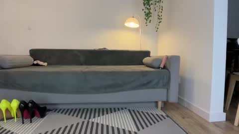 Julia online show from 20, 9, 2025