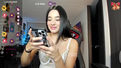 Snapshot of julidavila chatting on 28, 12, 2024 Jeimy Help me to reach 100 thumbs up online show from 28, 12, 2024