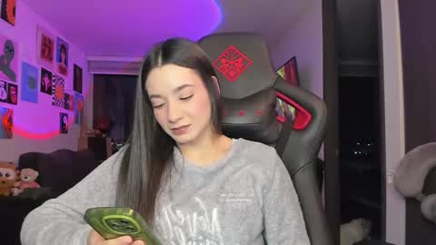 Jeimy Help me to reach 100 thumbs up online show from 21, 3, 2026