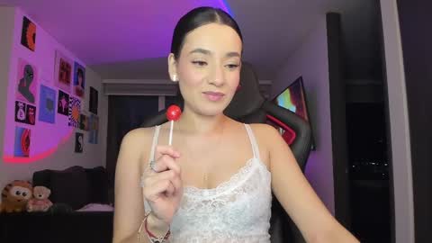 Jeimy Help me to reach 100 thumbs up online show from 4, 6, 2026