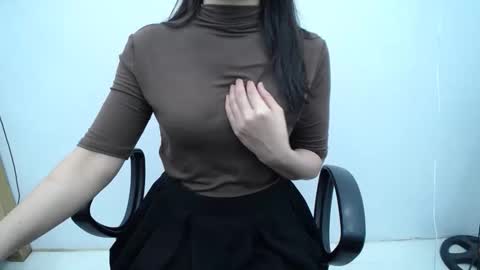 Snapshot of julie9x chatting on 13, 10, 2025 julie9x online show from 13, 10, 2025